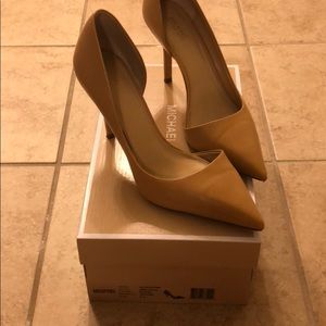 Michael Kors Pumps